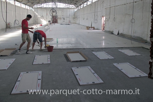Floor Treatment pavimento in gres porcellanato grandi formati - 7