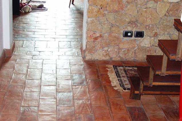 PAVIMENTI IN COTTO (marrone) - 2