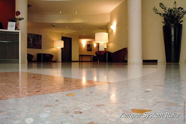 PAVIMENTI IN GRANIGLIA, CEMENTINE, SEMINATO VENEZIANO - 6