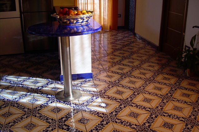 PAVIMENTI IN MAIOLICA in Sicilia - 1
