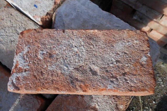 PAVIMENTI DI RECUPERO E MATERIALI PER RISTRUTTURAZIONI (mattoncini-in-cotto) - 1