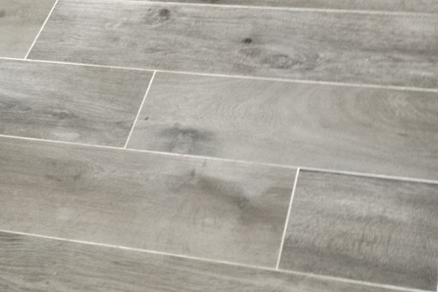 PAVIMENTI IN CERAMICA (effetto-legno) in Emilia-Romagna - 3