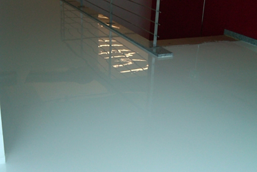 Resine Strutturate Pavimenti in resina Protection in colata bianca - 4