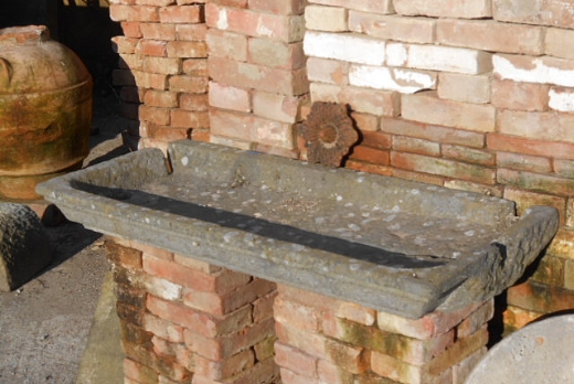 Recuperando Brick and Stone Acquai in pietra da cucina antichi - 5