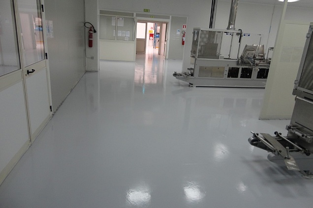 PAVIMENTI IN RESINA (monocolore) - 3