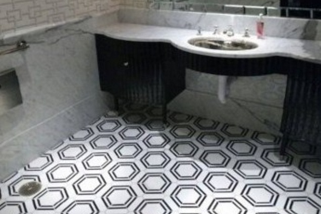 PAVIMENTI IN MARMO / PIETRA (tufo) - 1