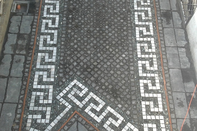 PAVIMENTI IN MARMO / PIETRA - 7