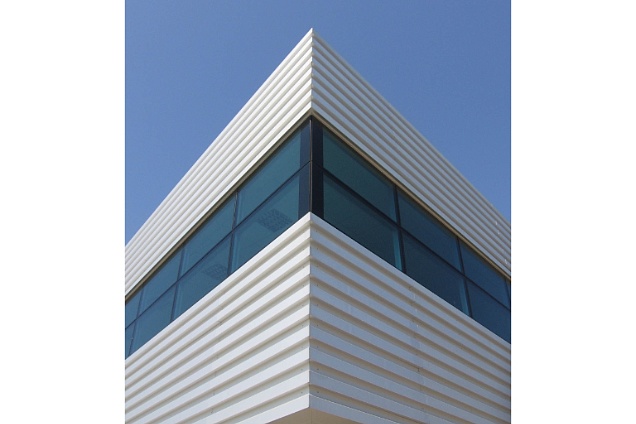 Immobile commerciale e direzionale - architetti Marpillero - Udine