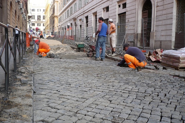 PAVIMENTI IN MARMO / PIETRA - 9