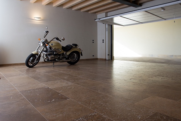 PAVIMENTI IN MARMO / PIETRA (marrone) - 5