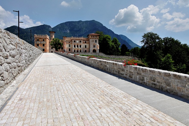 PAVIMENTI DI RECUPERO E MATERIALI PER RISTRUTTURAZIONI (elementi-architettonici) - 2