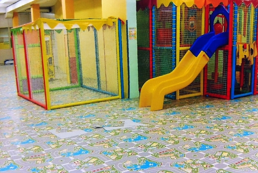 arredamenti moquettes pavimentazione tecnica in pvc per sala opera - 6