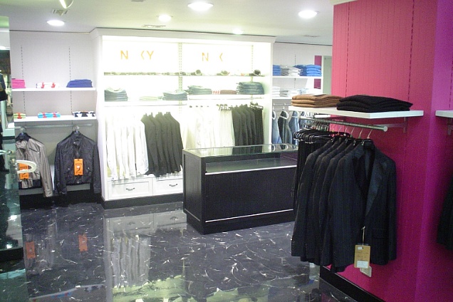 PAVIMENTI IN RESINA (spatolato) - 2