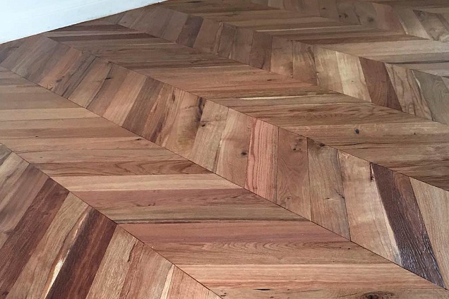 PAVIMENTI DI RECUPERO E MATERIALI PER RISTRUTTURAZIONI (parquet-a-spina-di-pesce) - 1