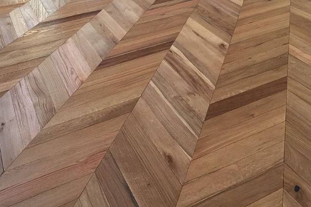 PAVIMENTI DI RECUPERO E MATERIALI PER RISTRUTTURAZIONI (parquet-a-spina-di-pesce) - 2