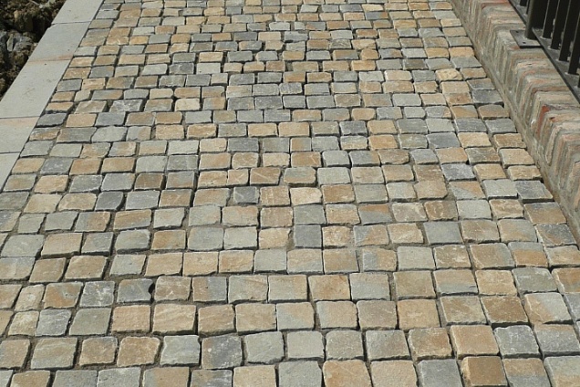 PAVIMENTI IN MARMO / PIETRA - 4