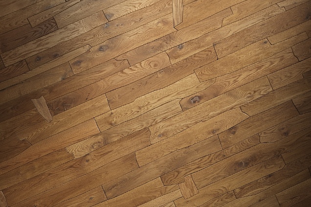 Modello Palladio linea Intarsio di Berti.

Rovere, prefinito intarsiato verniciato.