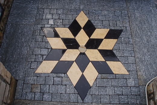 Picaprede di Darkin Maffi Disegni in spaccatello di mosaico - 6