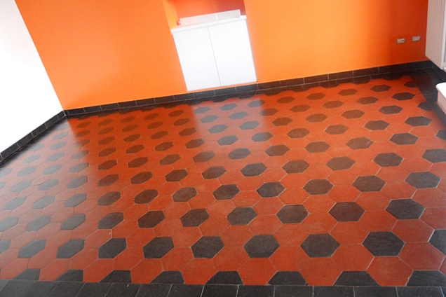 pavimento i cementine liberty: rosse e nere