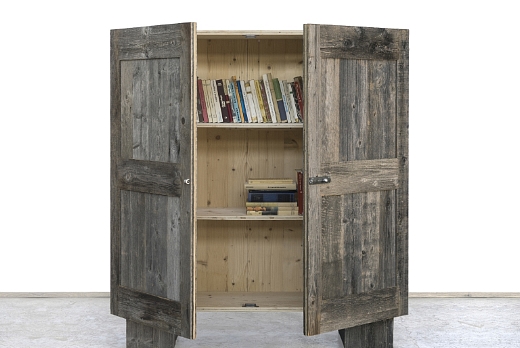 INTEMPERIE - Credenza in rovere antico originale e abete antico grigio originale. L150xP53xH170