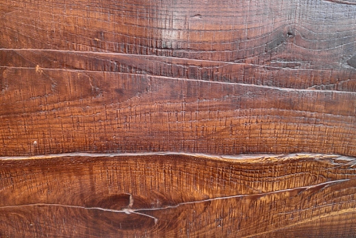 Pavimento in castagno con tavole anticato