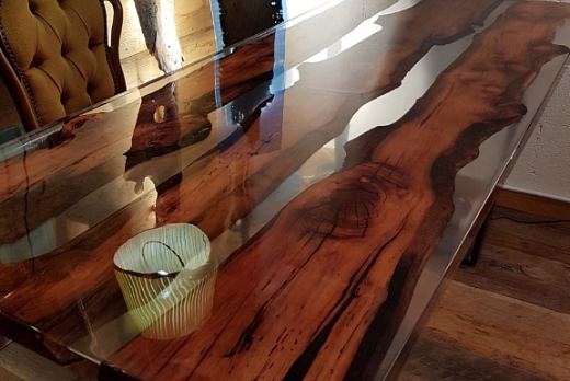 Antico Trentino Srl Tavoli realizzati in legno e resina epossidica - 1