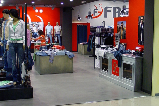 PAVIMENTI IN RESINA - 7