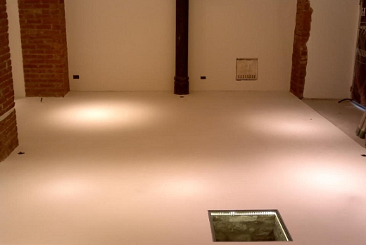 PCM  CEMENTO NATURALE SPATOLATO A MANO - 2