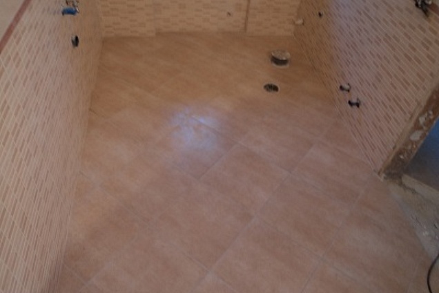 stuccatura pavimento 33x33