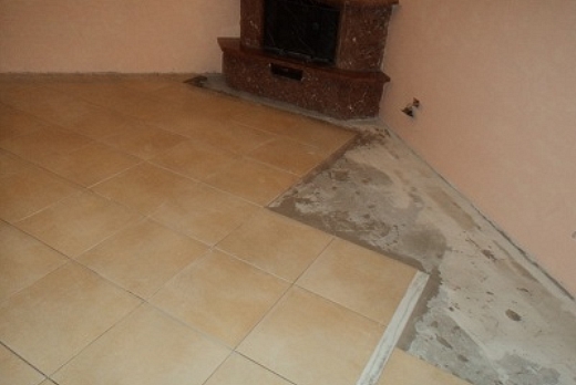 Dutca Catalin posa in opera pavimenti - 5