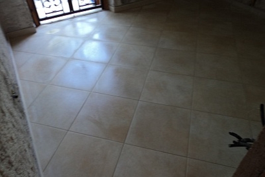 Dutca Catalin posa in opera pavimenti - 6