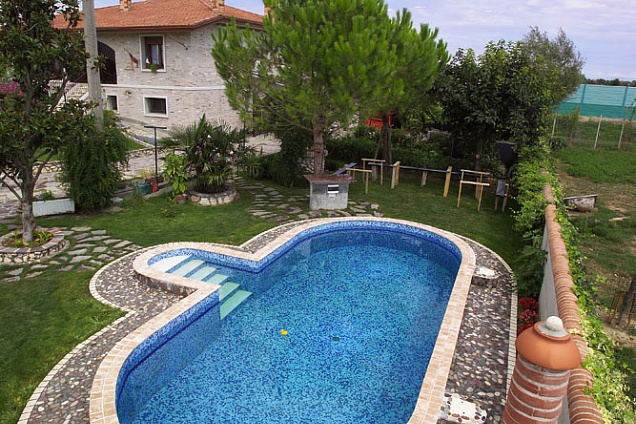 PAVIMENTI IN MARMO / PIETRA (sassi-ciotoli) - 5