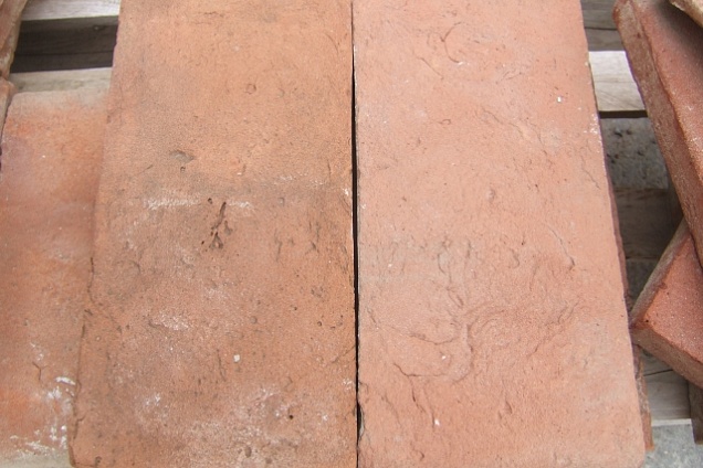 PAVIMENTI DI RECUPERO E MATERIALI PER RISTRUTTURAZIONI (pianelle-in-cotto-per-soffitti) - 1