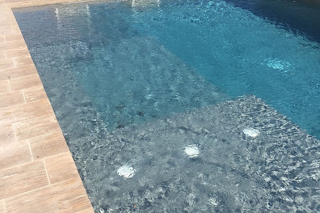 PAVIMENTI IN CERAMICA (piu-colori-in-un-singolo-pezzo) in Emilia-Romagna - 5