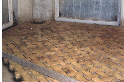 pavimento in cotto artigianale