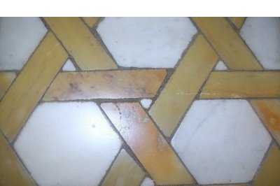 pavimento esagonalein marmo